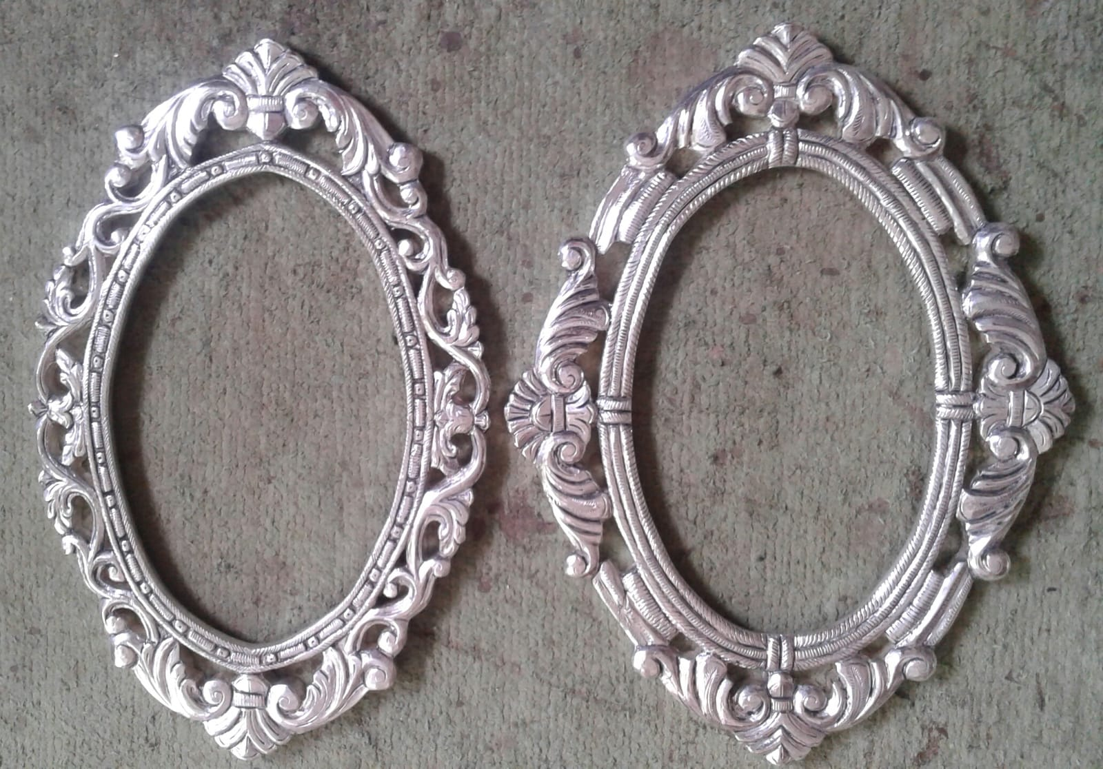  Mirror Royal Oval Classic Frame Pair