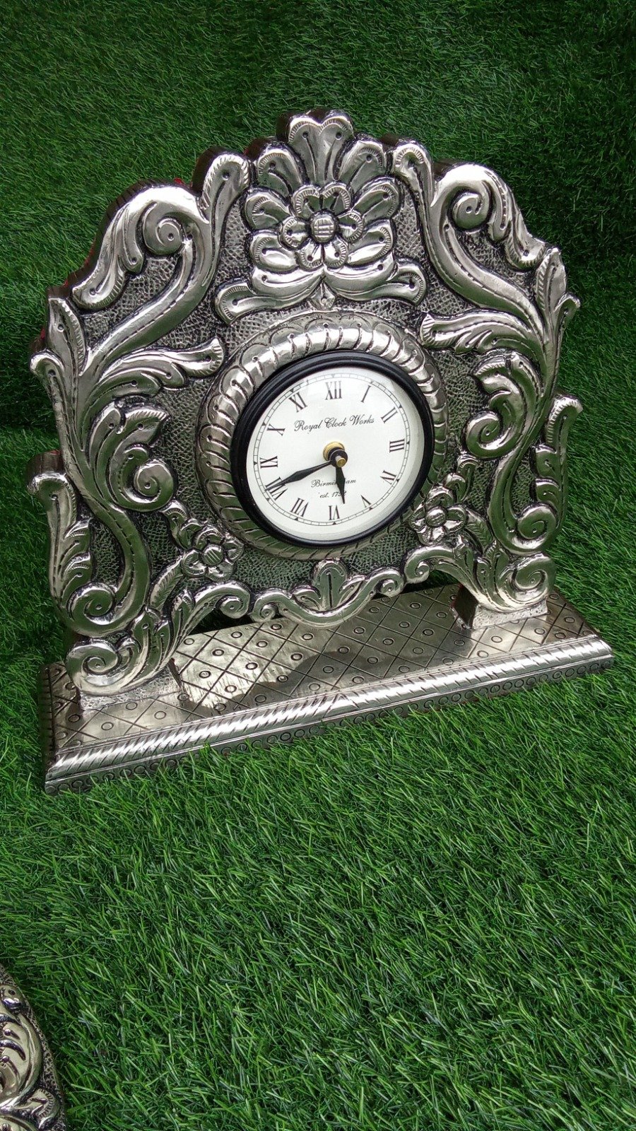 Vintage Table Clock size 6 inch